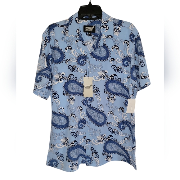 Drill clothing Other - Casual Blue and White Button Down Shirt with Paisley Pattern